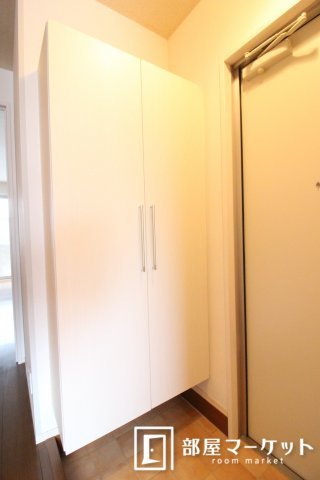 【玄関】 | メゾンあざぶ Ｂ棟 | 同型タイプ