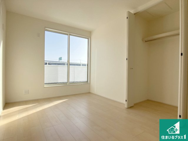 加古川市野口町水足　第3期　新築一戸建ての外観|周辺は落ち着いた街並みの住宅地！子育てがしやすい住環境です！まだ未完成ですが、現地でしかわからない事もございます。是非一度ご覧ください。