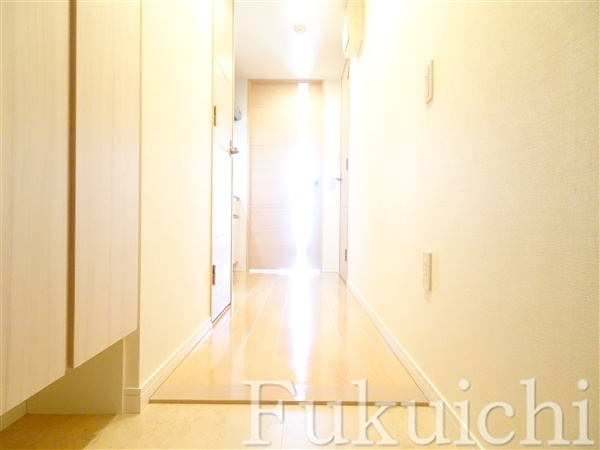 テラス都立大学の玄関