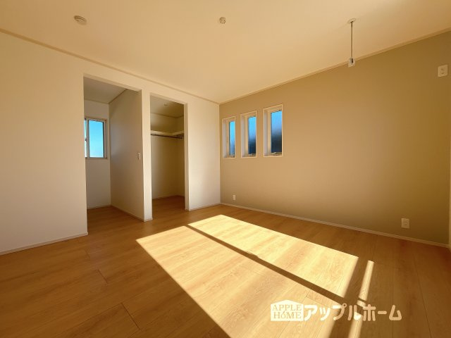 【新築住宅】深谷市天神町 全4区画の洋室|２階居室は全室収納あり！たっぷりある収納活用でお部屋もキレイを保てます♪