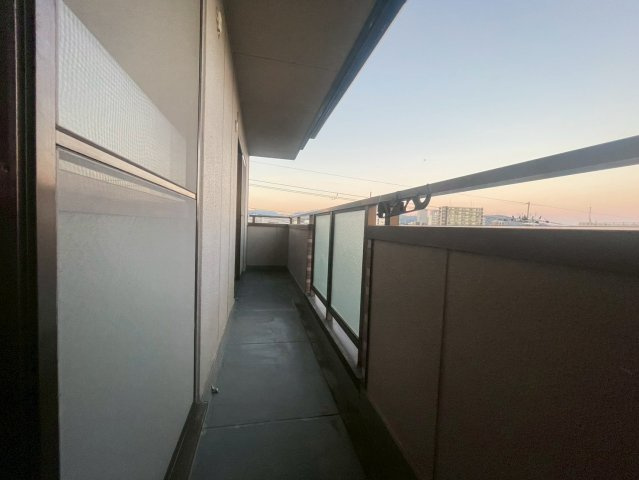 メゾン飛鳥のバルコニー