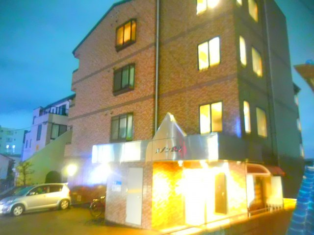 メゾン飛鳥の外観