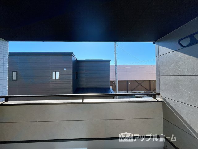 【新築住宅】深谷市西島 全4区画のバルコニー|インナーバルコニーで突然の雨でも安心♪直射日光を防げるので、紫外線を気にせず自然の光や風を感じながら日光浴もできちゃいます♪