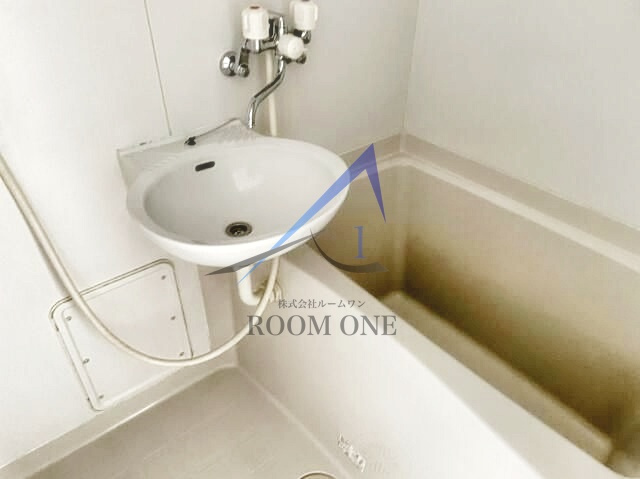 ＫＩＴＡＺＡＷＡ　ＲＩＳＥの浴室|お風呂です。