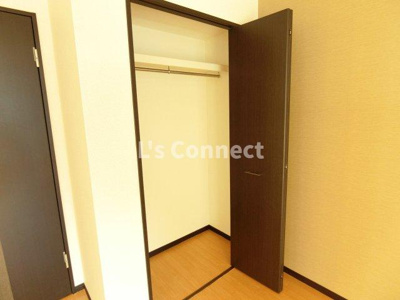 【収納】 | ベアローズ弐番館 | クローゼットでお荷物もすっきり収納。