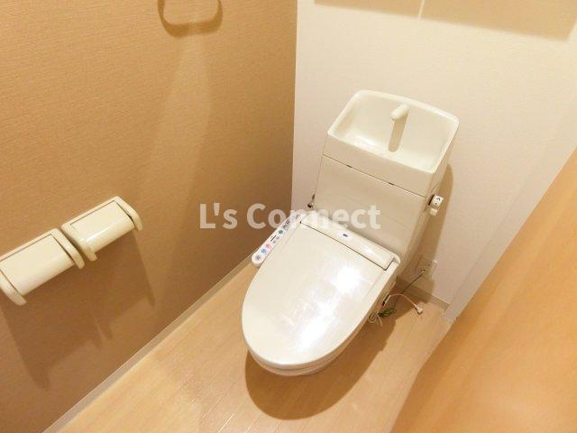 【トイレ】 | プランドール　K | 温水洗浄便座付きのトイレ。