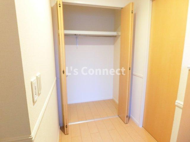 【設備】 | プランドール　K | 廊下にも収納付き。