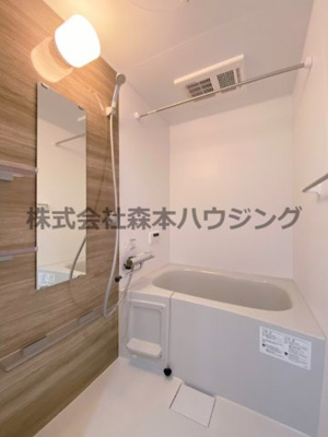 【浴室】 | 　ピレーネ北条Ⅳ | 落ち着いた空間のお風呂です