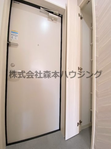 【収納】 | 　ピレーネ北条Ⅳ | 便利な玄関収納です