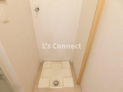 【設備】 | フレスクーラⅣ | 室内洗濯機置き場には排水パン付き。