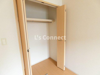 【収納】 | フレスクーラⅣ | クローゼットでお荷物もすっきり収納。