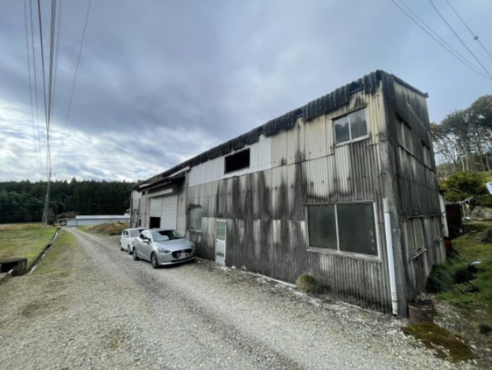 300㎡超の倉庫・矢板IC近く♪矢板市成田の外観