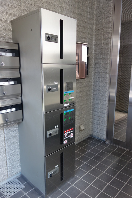 カーサ小豆沢のその他共用部分|宅配ボックス