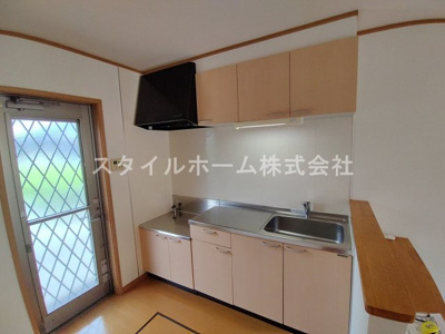 【キッチン】 | ヴィラ大岩弐番館 | 別部屋写真です。