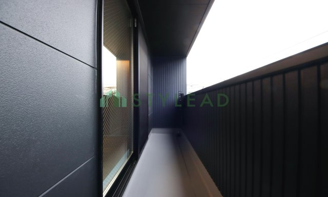 【バルコニー】