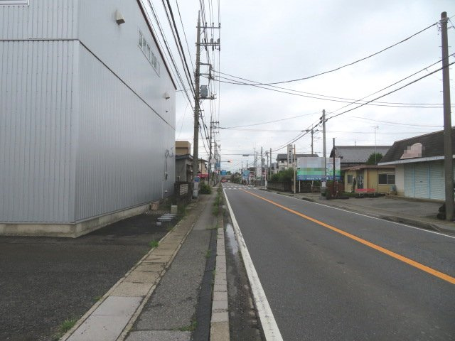 野田市中里の倉庫の周辺