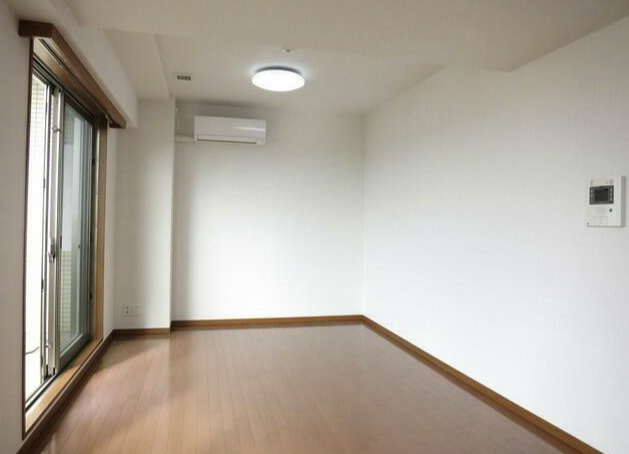 コンフォリア下北沢の居間・リビング