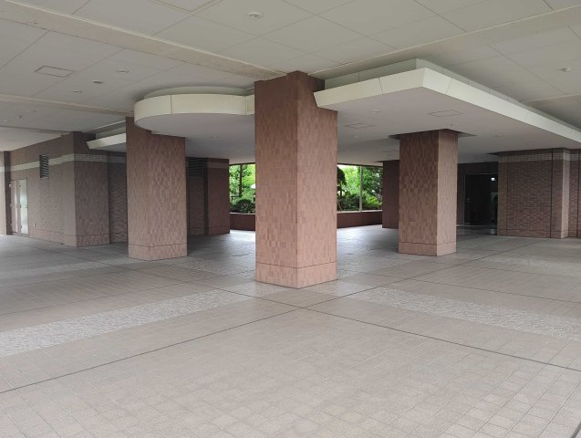 グラン・エステ川崎ツインタワー弐番館のエントランス