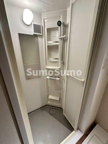 興信ビルの浴室