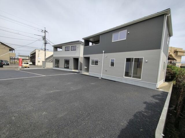 クレイドルガーデン大田原市末広第5　新築一戸建ての前面道路含む現地写真