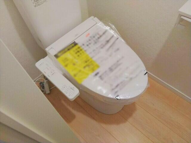 クレイドルガーデン大田原市浅香第８　新築一戸建てのトイレ|３号棟（トイレ）
