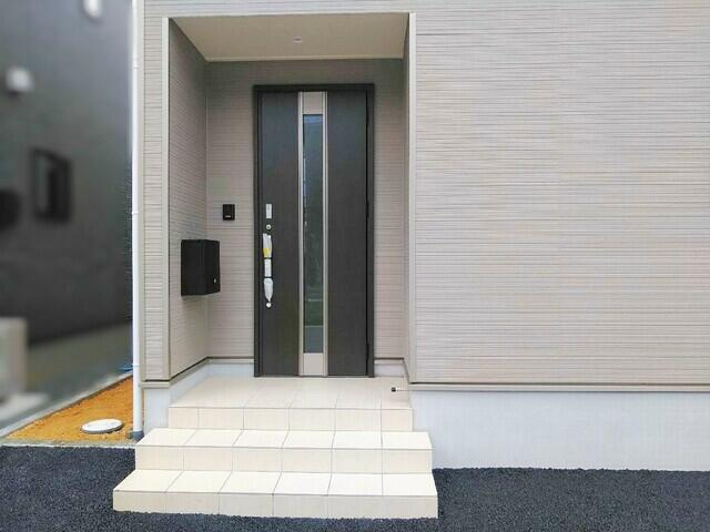 クレイドルガーデン大田原市浅香第８　新築一戸建ての玄関|３号棟（玄関）