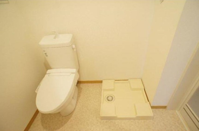 【トイレ】 | ルミエール | 独立型のトイレルーム☆