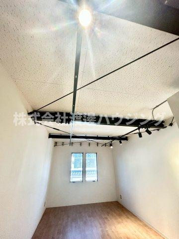 キューズスクエア滝井の内装