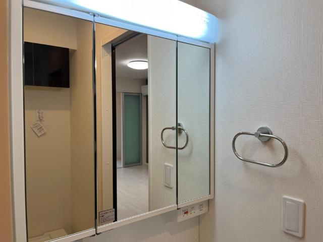 トロワリジェールの洗面所|洗髪洗面化粧台