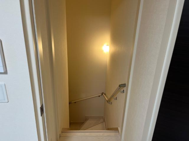 トロワリジェールの内装|階段