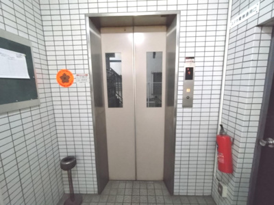 【エントランス】 | VISUALCITY(ヴィジュアルシティ)