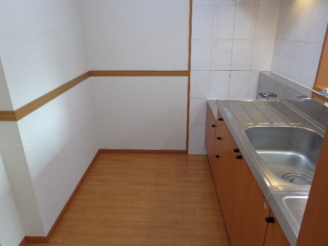 イーストヒルズ緑のキッチン|キッチン