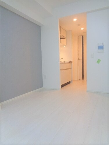 ＲＥＦＲＡＭＥ ５ Ｉｒｉｙａの居間・リビング|DK