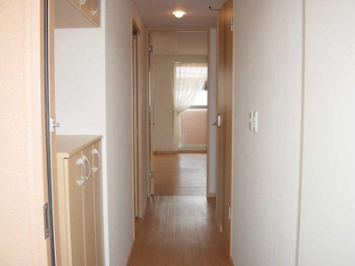 【内装】 | マスターピース | 廊下