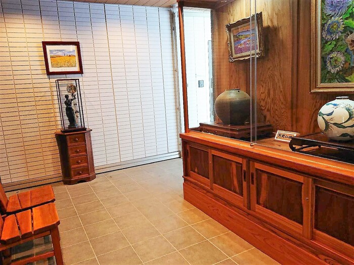 アドレ・コスモスのロビー