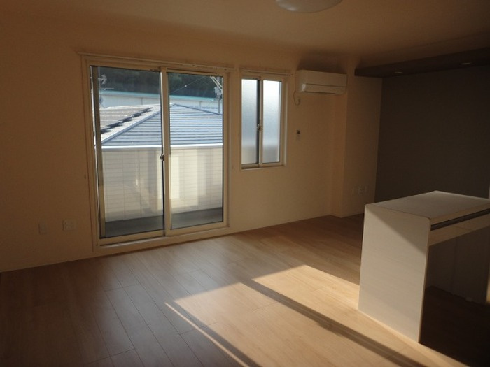 アドレ・コスモスの居間・リビング