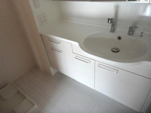 アドレ・コスモスの洗面所