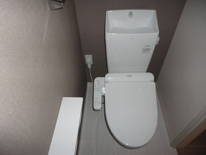 アドレ・コスモスのトイレ