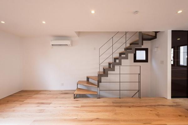 【居間・リビング】 | リビングにはエアコンが設置してあります。