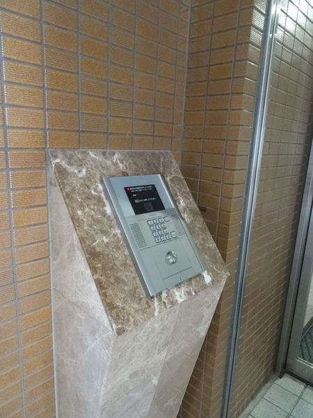 フォレスター一樹のエントランス|★オートロック完備★