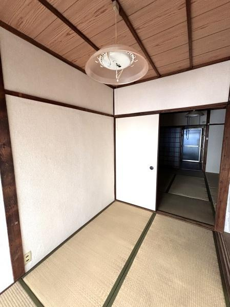 大阪市大正区三軒家西２丁目のテラスの和室|★大きな窓で採光良好★