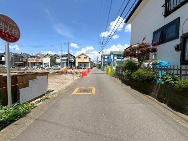 綾瀬市深谷南４丁目の売地の前面道路含む現地写真