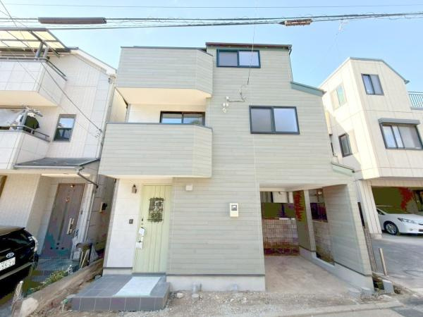 横浜市西区霞ケ丘の新築一戸建のその他|正面から見た外観です。デザイナーズ住宅です