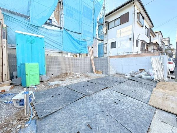 横浜市港南区下永谷５丁目の新築一戸建の駐車場