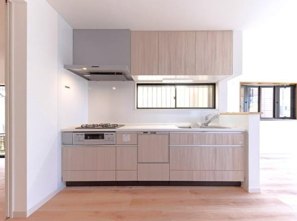 横浜市鶴見区駒岡１丁目の中古一戸建の内観：施工例|キッチン・同仕様写真