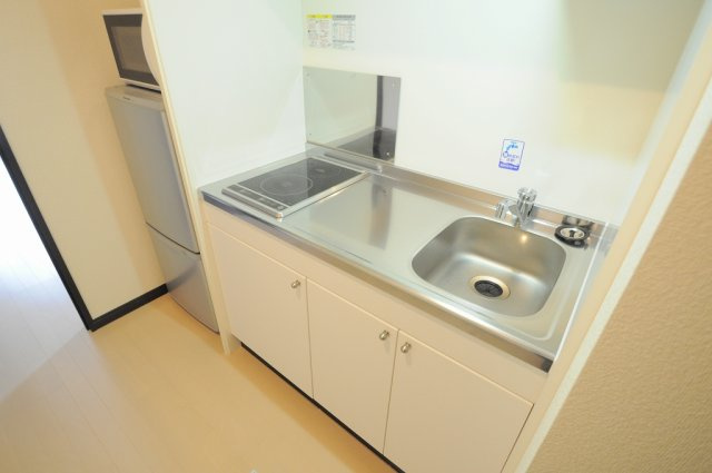 レオネクストベンチマーク祇園のキッチン|※写真と現状が異なる場合は現状を優先