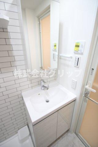 Le'a横濱鶴見市場の独立洗面台