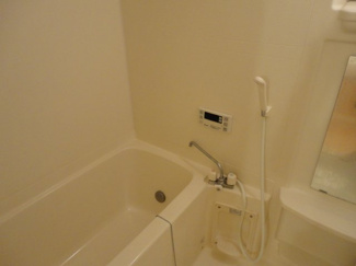 【浴室】 | Green garden（グリーン　ガーデン） | バス