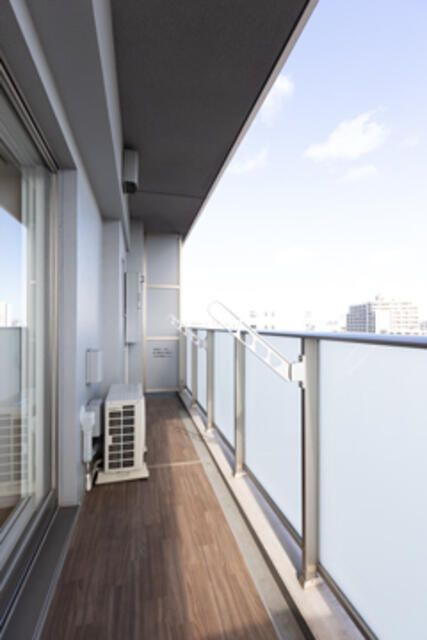 パークアクシス学芸大学レジデンスのバルコニー