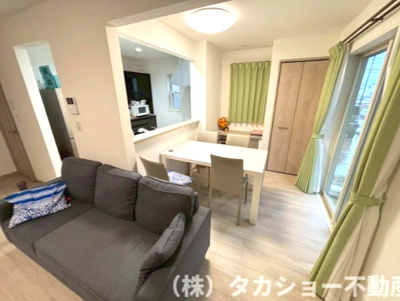 【居間・リビング】 | 市原市うるいど南一丁目　築浅中古戸建